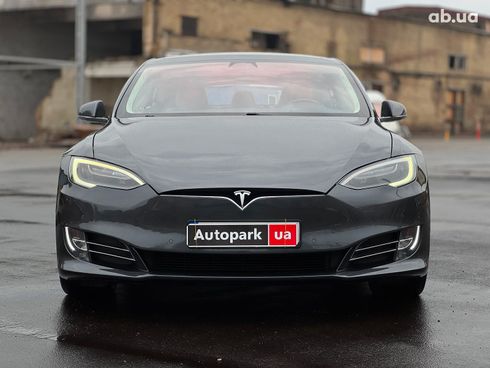 Tesla Model S 2017 серый - фото 6