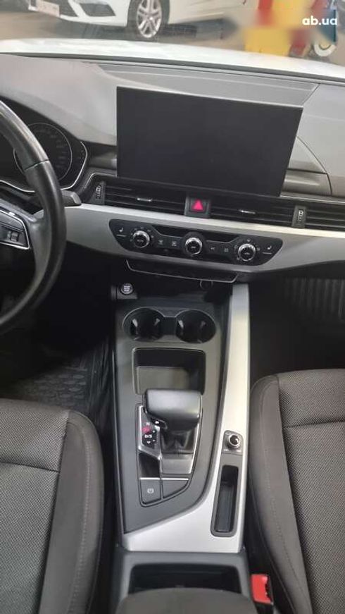 Audi A4 2021 - фото 8