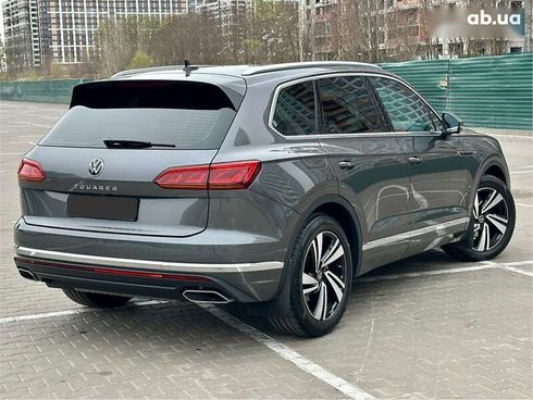 Volkswagen Touareg 2022 - фото 5