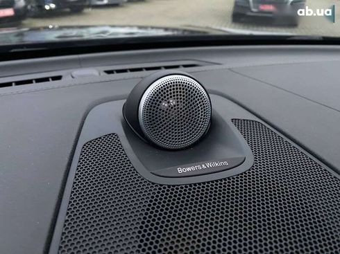 Volvo XC60 2019 - фото 21