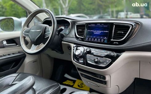 Chrysler Pacifica 2018 - фото 11