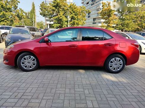 Toyota Corolla 2017 - фото 10