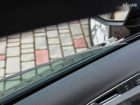 Audi A4 2018 - фото 30