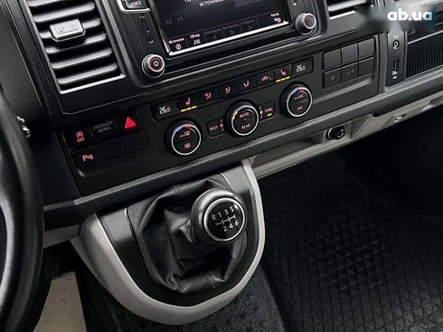 Volkswagen Caravelle 2016 - фото 23