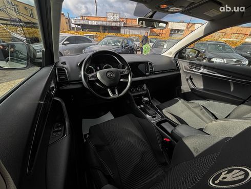 Skoda Karoq 2018 бежевый - фото 16