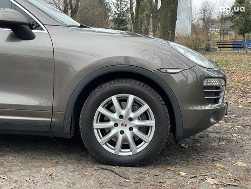 Porsche Cayenne 2011 коричневый - фото 13