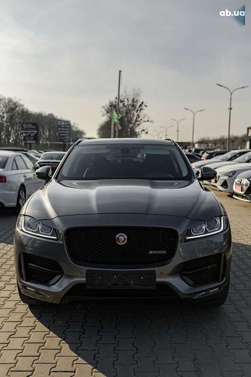 Jaguar F-Pace 2017 - фото 9