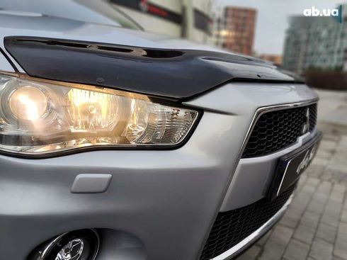 Mitsubishi Outlander XL 2011 - фото 30