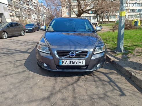 Volvo V50 2011 - фото 10
