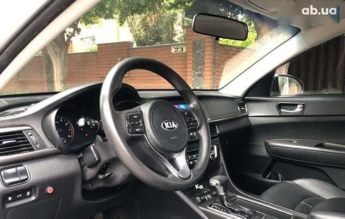 Kia K5 2017 - фото 10