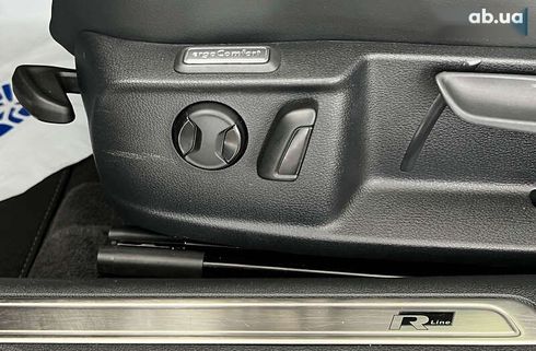 Volkswagen Passat 2018 - фото 18