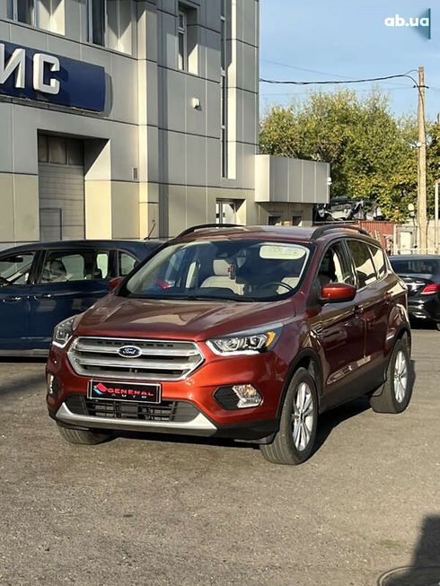 Ford Escape 2018 - фото 6