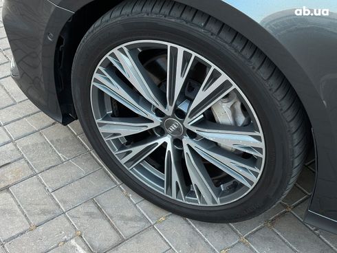 Audi A6 2019 серый - фото 17