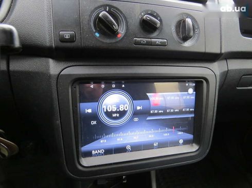 Skoda Fabia 2011 - фото 25
