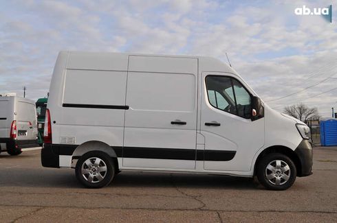 Renault Master 2020 - фото 10