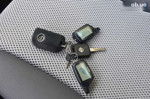 Nissan Note 2007 - фото 26