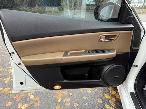 Mazda 6 2011 белый - фото 11