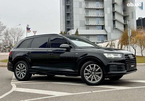 Audi Q7 2019 - фото 18