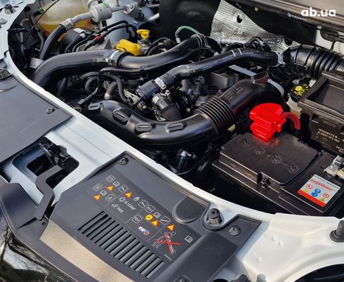 Renault Sandero 2019 белый - фото 15