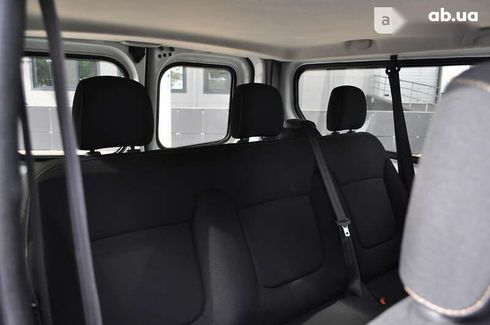 Renault Trafic 2017 - фото 25