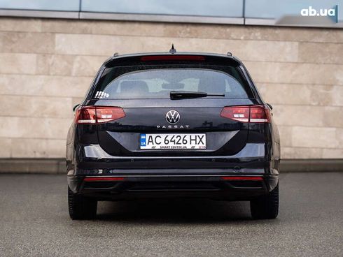 Volkswagen Passat 2022 - фото 3