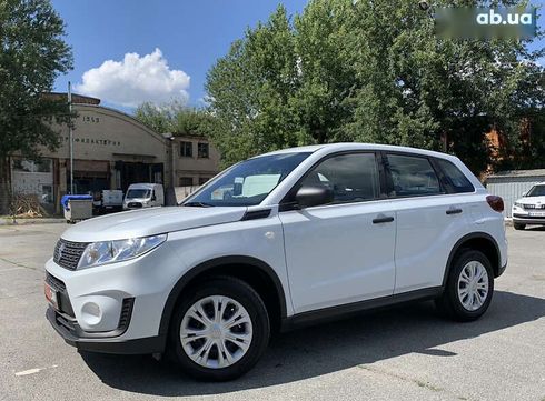 Suzuki Vitara 2021 - фото 5