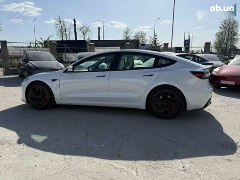Tesla Model 3 2024 - фото 18