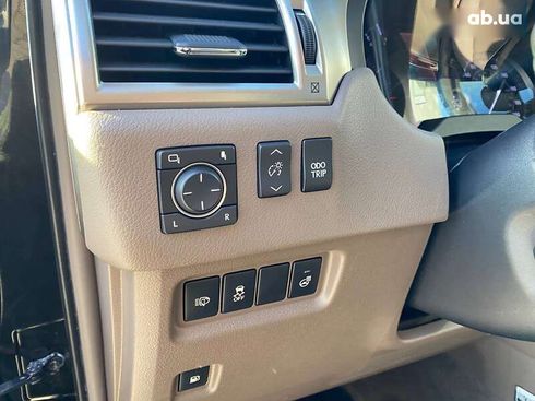 Lexus GX 2017 - фото 14