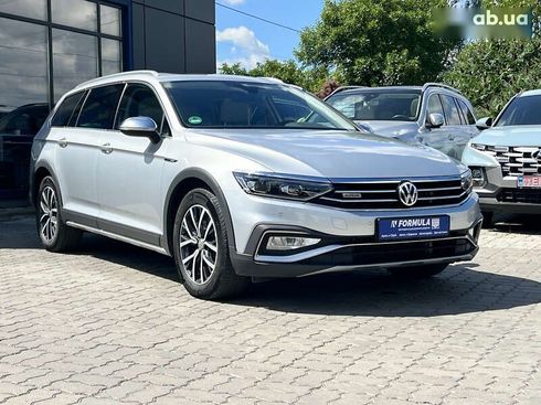 Volkswagen passat alltrack 2019 - фото 3