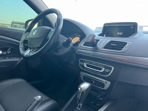 Renault Megane 2015 серый - фото 22