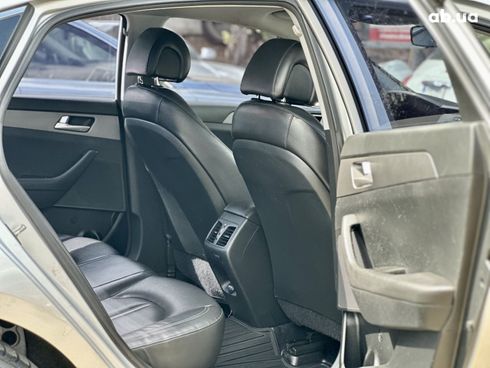 Hyundai Sonata 2015 серый - фото 16