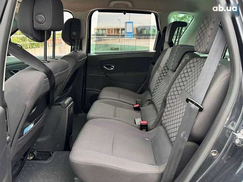 Renault Scenic 2010 - фото 14