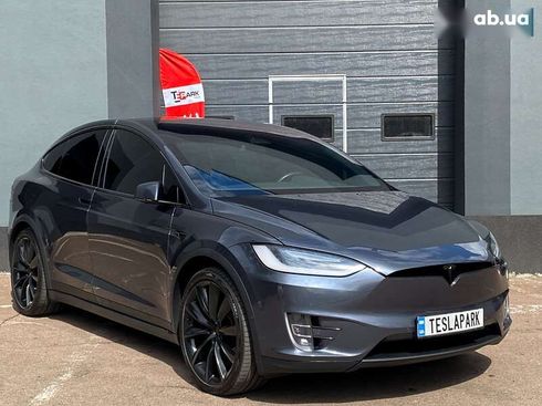 Tesla Model X 2019 - фото 11