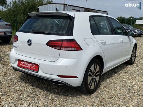 Volkswagen e-Golf 2020 - фото 11