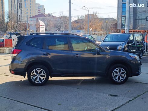 Subaru Forester 2022 серый - фото 12