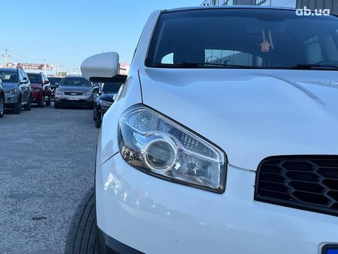 Nissan Qashqai 2010 белый - фото 39