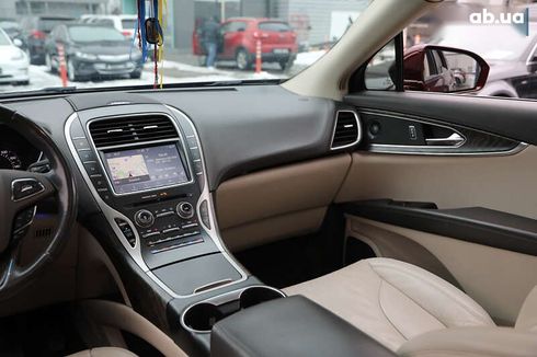 Lincoln MKX 2017 - фото 11