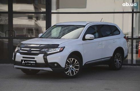 Mitsubishi Outlander 2016 - фото 3
