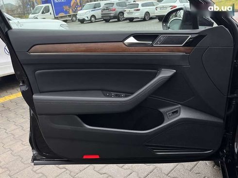 Volkswagen Passat 2018 - фото 13