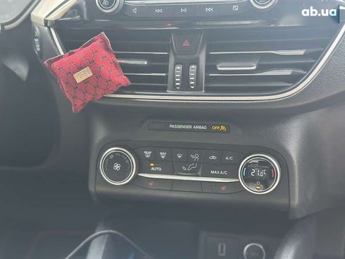 Ford Escape 2020 - фото 16