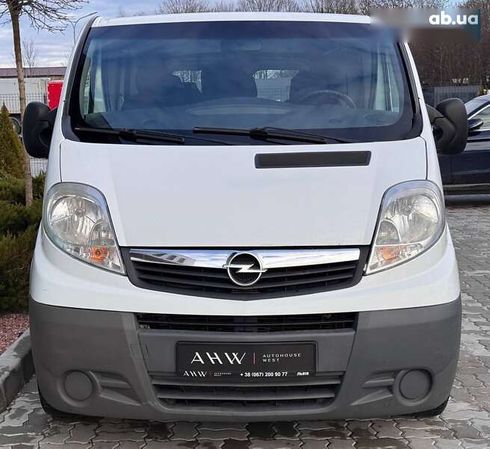 Opel Vivaro 2014 - фото 2