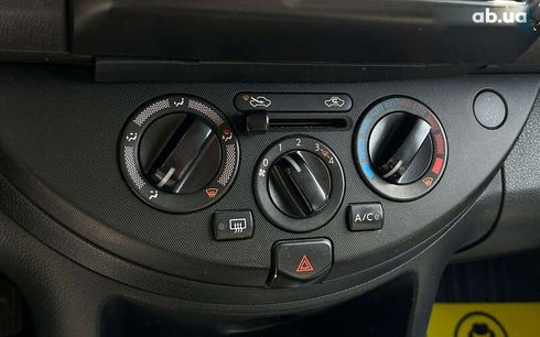 Nissan Note 2011 - фото 17