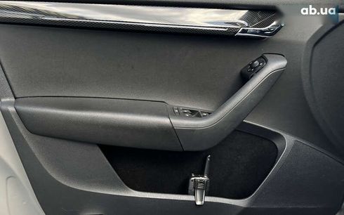 Skoda Octavia 2019 - фото 18