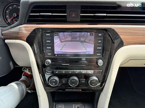 Volkswagen Passat 2019 - фото 16