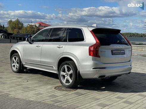 Volvo XC90 2018 - фото 10