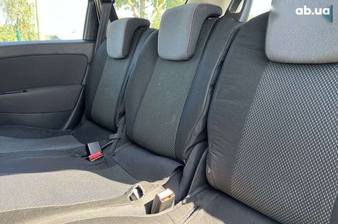 Renault Scenic 2015 - фото 20