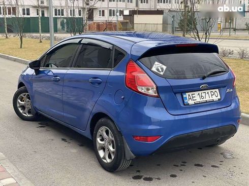 Ford Fiesta 2012 - фото 6