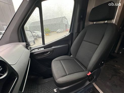 Mercedes-Benz Sprinter 2019 серый - фото 25