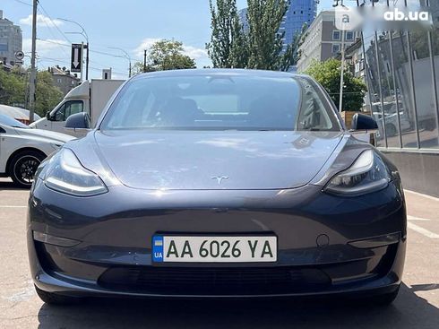 Tesla Model 3 2019 - фото 2