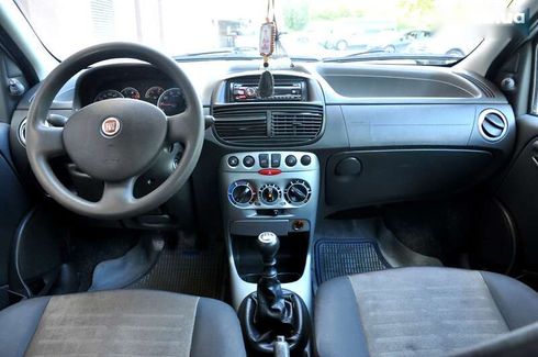 Fiat Punto 2009 - фото 27